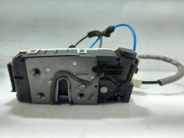 Broasca Incuietoare Usa Portiera Dreapta Spate A2047302235, Mercedes Clasa C (W204)