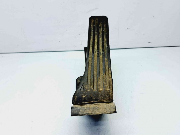  Pedala acceleratie Mercedes Clasa C (W204) [Fabr 2007-2014] A2043000004