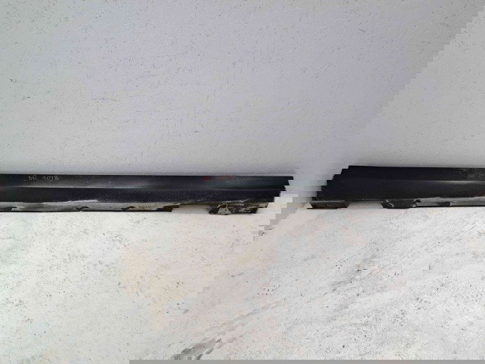 Prag lateral dreapta Mercedes Clasa C (W204) [Fabr 2007-2014] A2046900440