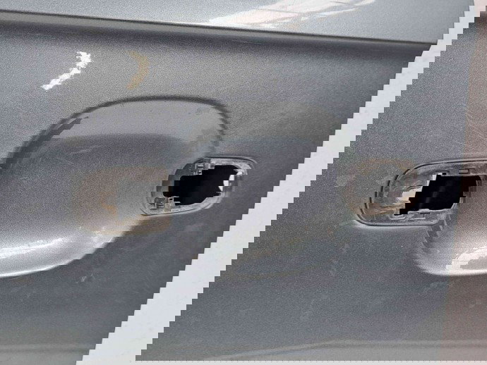 Usa stanga fata Audi Q7 (4LB) [ Fabr 2006-2014] LY7E