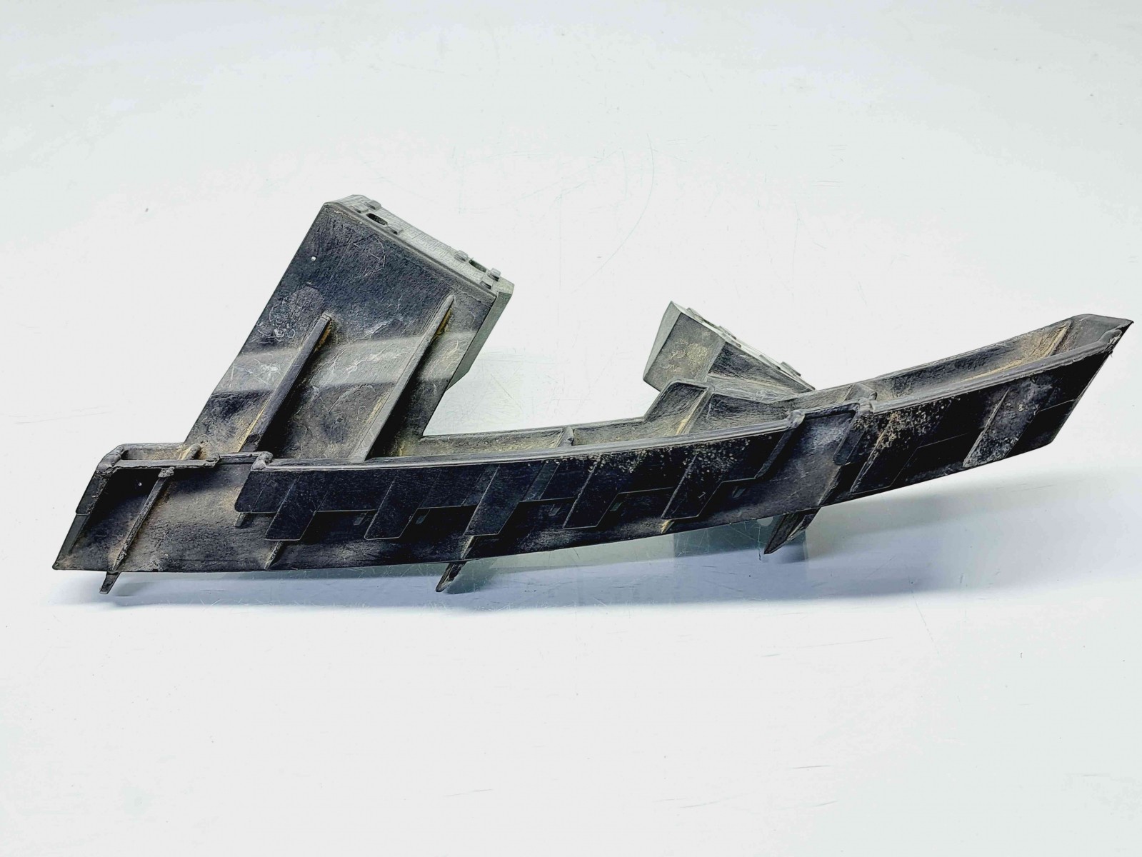 Suport far stanga Audi Q7 (4LB) [ Fabr 2006-2014] 4L0807333A