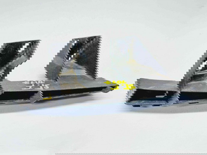 Suport far stanga Audi Q7 (4LB) [ Fabr 2006-2014] 4L0807333A