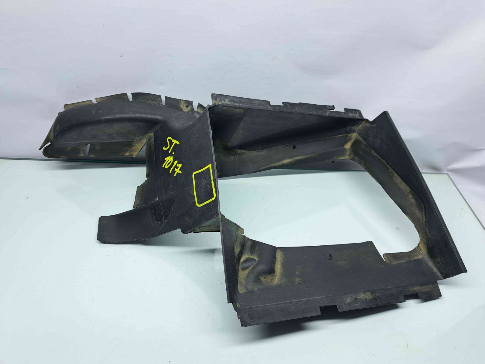 Deflector aer Audi Q7 (4LB) [ Fabr 2006-2014] 4L0117335B