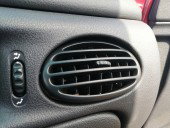 Grila aerisire dreapta Renault Megane 1 1.6 benz K4M OEM 1995-2003
