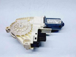 Motoras geam dreapta fata Audi Q7 (4LB) [ Fabr 2006-2014] 4L0959802B | 0536010001