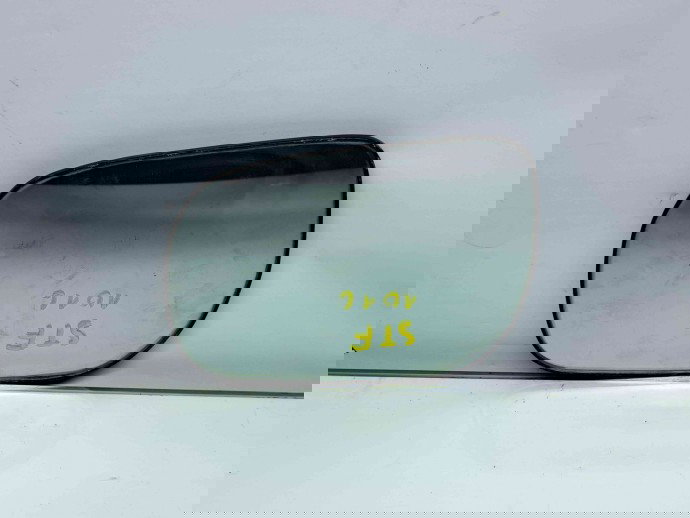 Sticla oglinda stanga Toyota Rav 4 III (ACA3, ACE, ALA3, GSA3, ZSA3) [Fabr 2005-2013] OEM