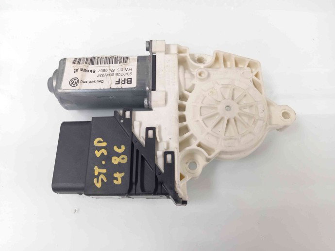 Motoras geam stanga spate Skoda Octavia 2 Combi (1Z5) [Fabr 2004-2013]  1K0959703J / 1K0959795E