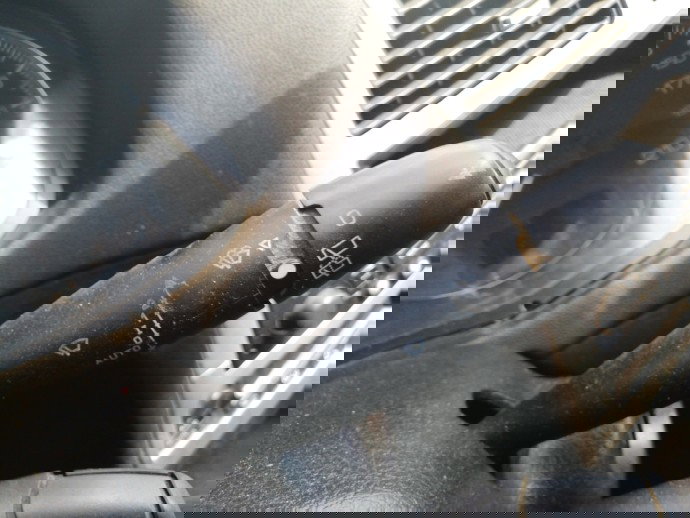 Maneta stergatoare PEUGEOT 307 1.6HDI 9HZ OEM 2002-2008