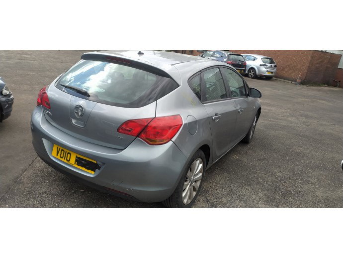 Dezmembrari / Dezmembrez Opel Astra J [Fabr 2009-2015]