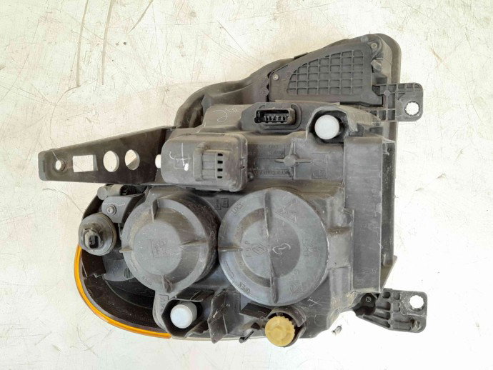 Far dreapta Renault Modus [Fabr 2004-2012]  8200301845
