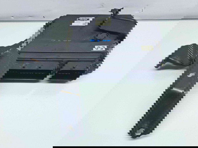 Calculator motor ECU Toyota Rav 4 III (ACA3, ACE, ALA3, GSA3, ZSA3) [Fabr 2005-2013] 89661-42C10 2.2 2AD 100KW / 136CP 2.2 2AD 100KW / 136CP