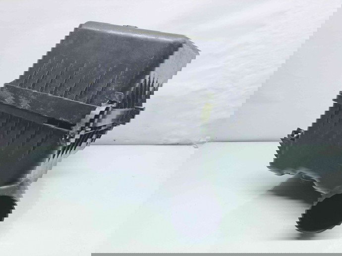 Carcasa filtru aer Toyota Rav 4 III (ACA3, ACE, ALA3, GSA3, ZSA3) [Fabr 2005-2013] OEM / 2633 2.2 2AD  