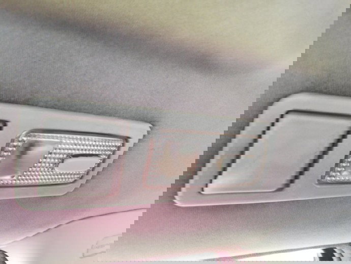 Plafoniera stanga spate PEUGEOT 307 1.6HDI 9HZ OEM 2002-2008