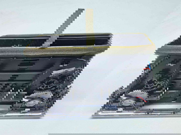  Grila aerisire centrala Audi Q7 (4LB) [ Fabr 2006-2014] 4L0820051