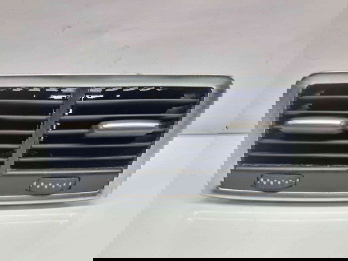  Grila aerisire spate Audi Q7 (4LB) [ Fabr 2006-2014] 4L0819203