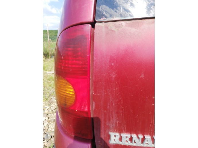 Stop stanga Renault Megane 1 1.6 benz K4M OEM 1995-2003