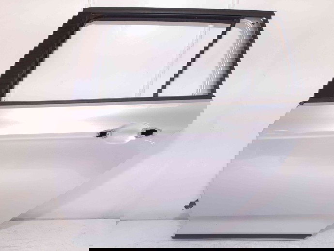 Usa stanga spate 110 KW / 150 CP  Volkswagen Passat B8 Variant (3G5) [Fabr 2015-prezent] LA7W