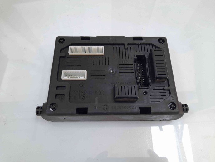 Modul confort Renault Modus [Fabr 2004-2012] 28113681 1.6 K4M K4M-67-94