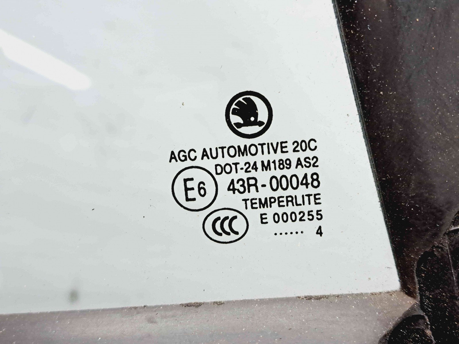 Geam fix usa dreapta spate Skoda Octavia 3 (5E3) [Fabr 2012-prezent] OEM - imagine 2