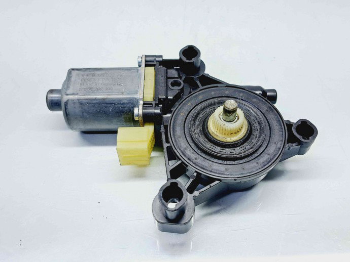 Motoras geam dreapta fata Skoda Octavia 3 (5E3) [Fabr 2012-prezent] 5Q0959802B | 0130822716