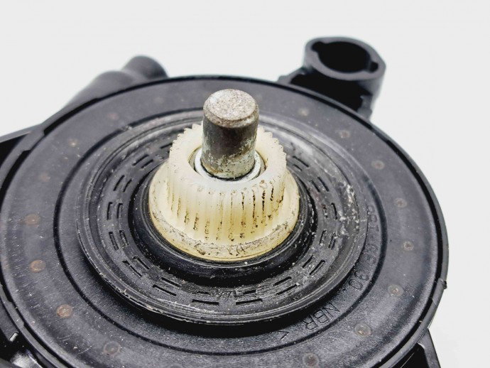Motoras geam dreapta fata Skoda Octavia 3 (5E3) [Fabr 2012-prezent] 5Q0959802B | 0130822716