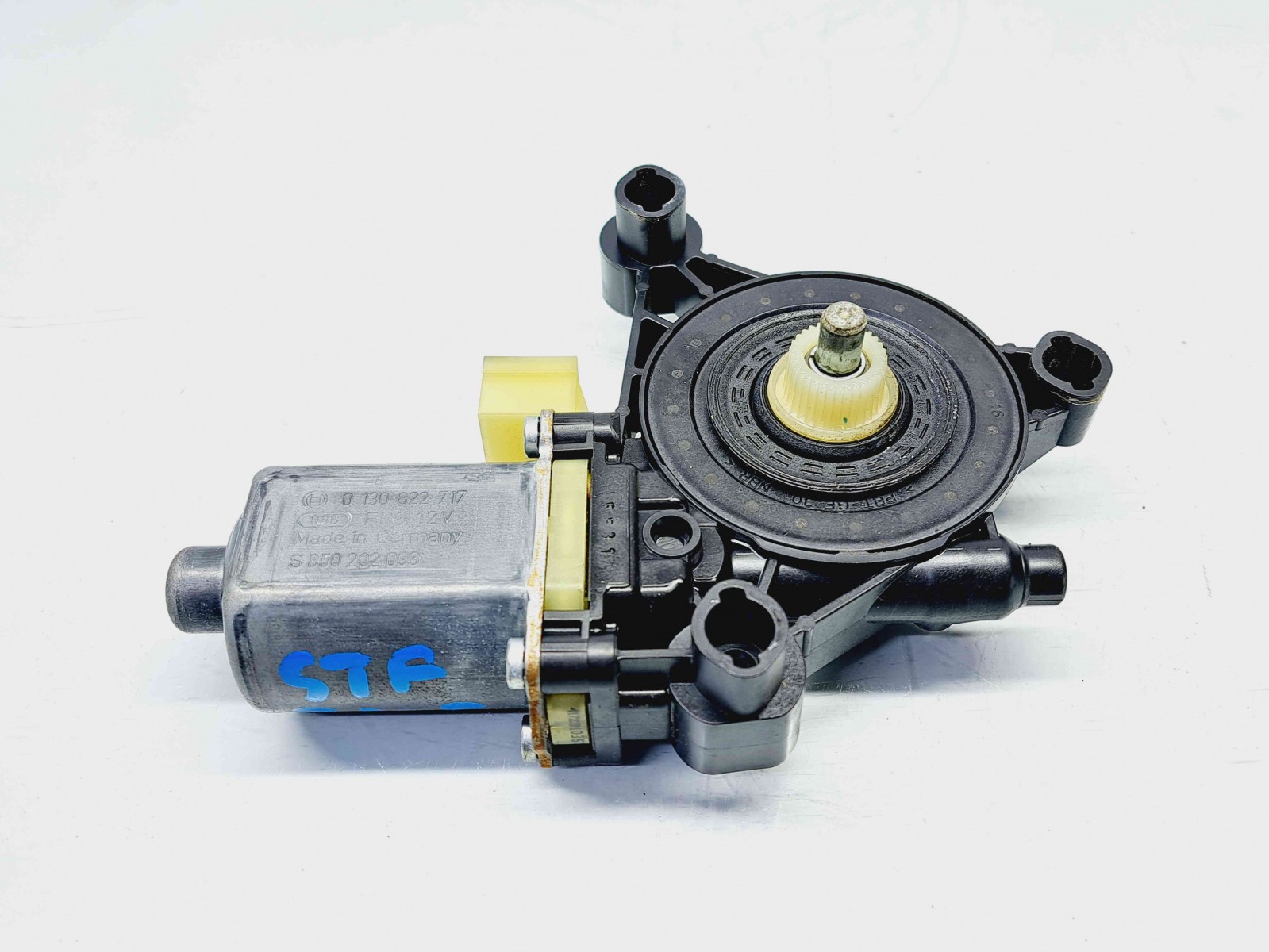 Motoras geam stanga fata Skoda Octavia 3 (5E3) [Fabr 2012-prezent] 5Q0959801B n 0130822717 - imagine 3
