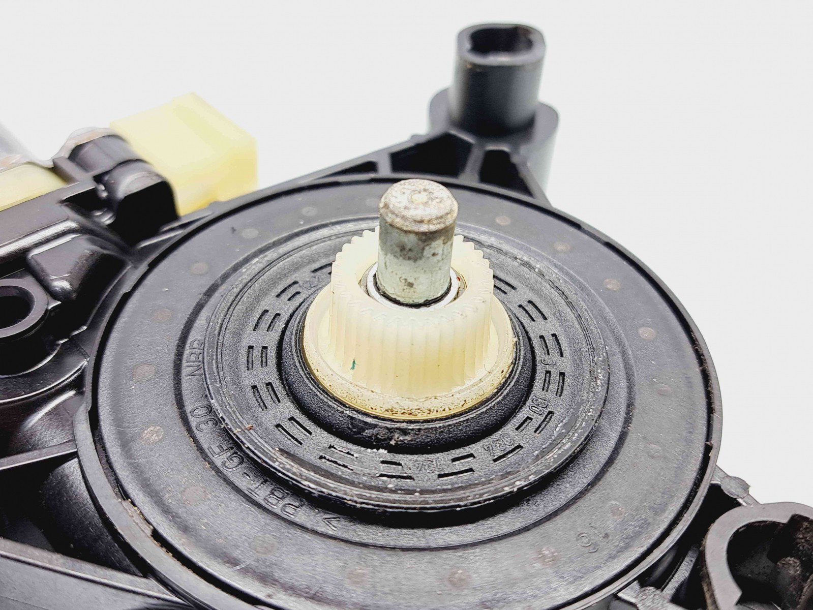 Motoras geam stanga fata Skoda Octavia 3 (5E3) [Fabr 2012-prezent] 5Q0959801B n 0130822717 - imagine 5