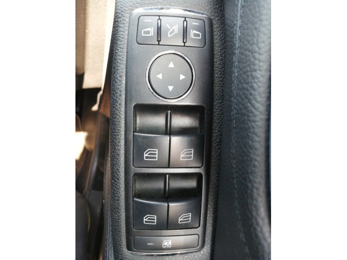 Butoane geamuri electrice sofer Mercedes C Class 2.2 CDI D615913 OEM 2007-2014