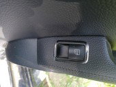 Buton geam electric dreapta fata Hyundai i30 1.6 R89A OEM 2007-2012