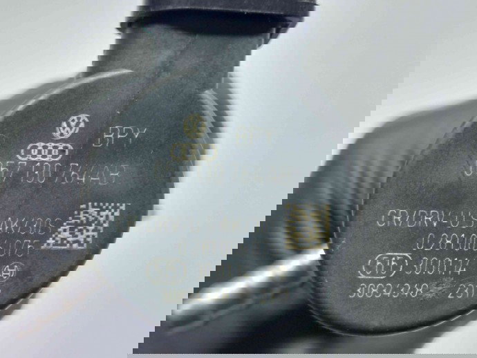 Rampa injectoare Skoda Octavia 3 (5E3) [Fabr 2012-prezent] 04L089B / 057130764AB 1.6 TDI CLHA  