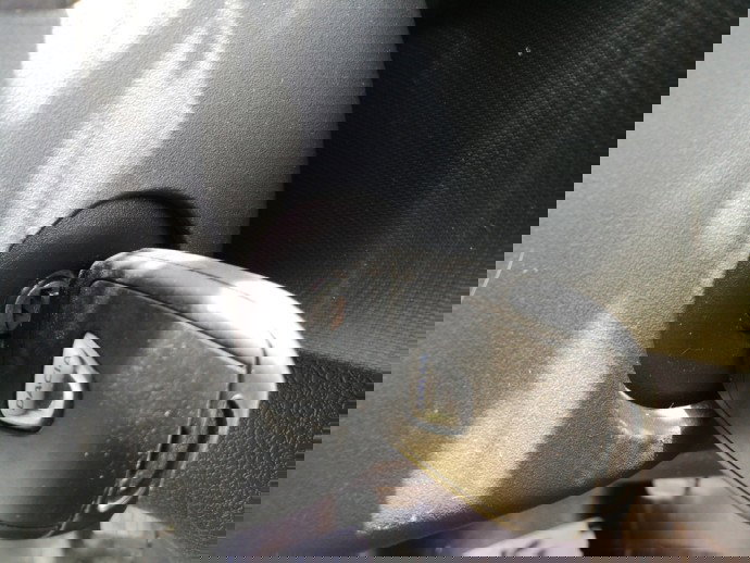 Contact cu cheie Dacia Logan 2 0.9 benz H4B OEM 2012-2020