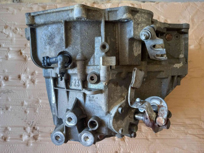 Cutie viteze manuala 5 trepte 5495775 / F23  Opel Astra G [Fabr 1998-2004] 2.0 diesel
