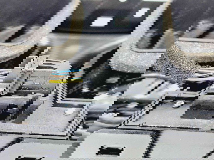  Grila aerisire centrala Opel Corsa D [Fabr 2006-2013] 13295119