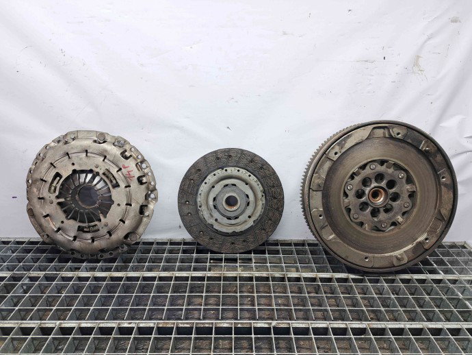 Kit ambreiaj volanta masa dubla Bmw 1 (E81, E87) [Fabr 2004-2010] OEM 2.0 N47D20A 130KW / 177CP  