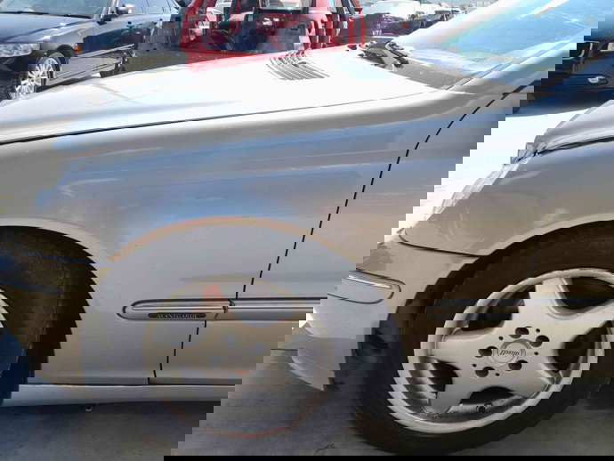 Aripa stanga fata  Mercedes Clasa C (W203) [Fabr 2000-2007] OEM