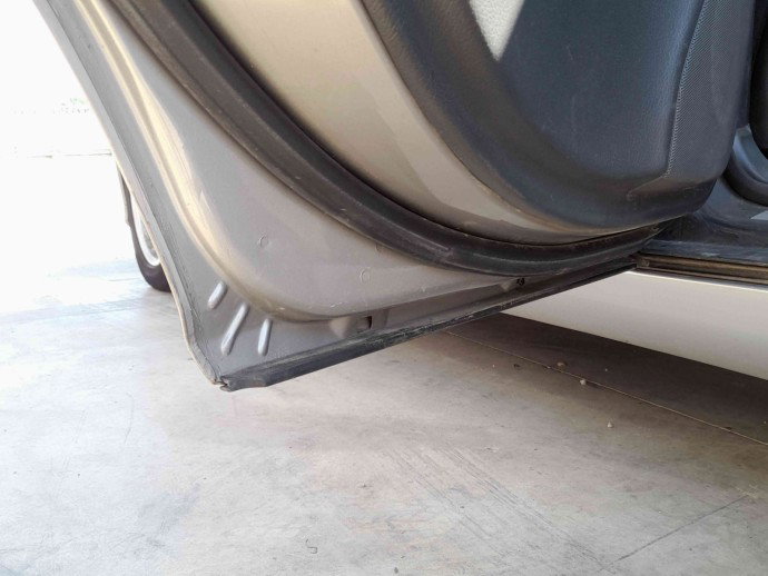 Usa stanga spate  Mercedes Clasa C (W203) [Fabr 2000-2007] OEM