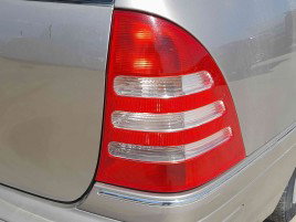 Stop aripa dreapta Mercedes Clasa C (W203) [Fabr 2000-2007] OEM 3.2 V6 BENZ 112946