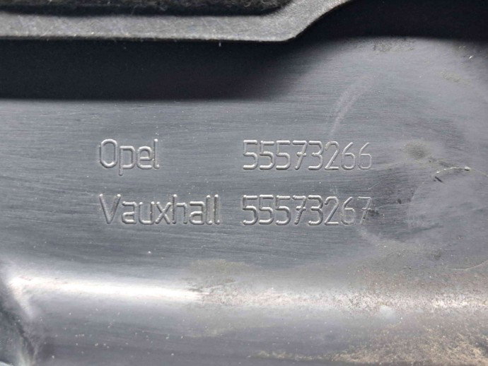 Capac motor Opel Astra J [Fabr 2009-2015] 55573266 1.7 CDTI A17DTJ  