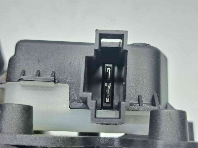  Motoras deschidere portbagaj Audi A3 (8P1) [Fabr 2003-2012] 8E9827833
