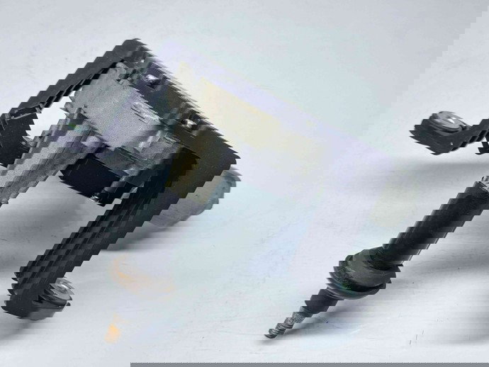  Motoras stergator haion Opel Astra J [Fabr 2009-2015] 13395013