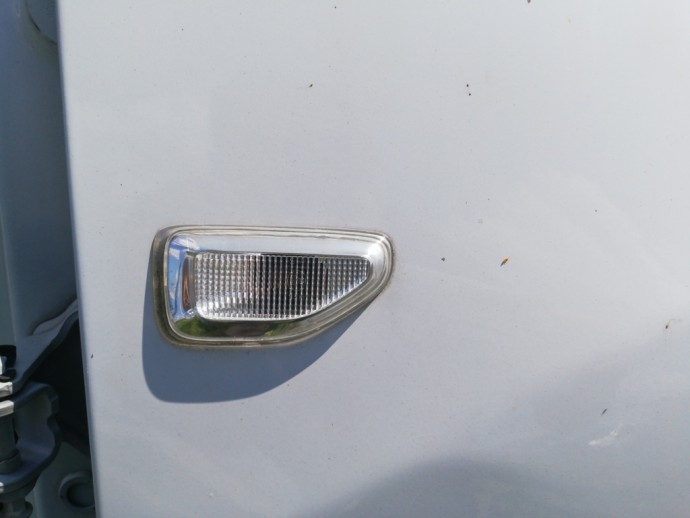 Semnalizare aripa dreapta fata Dacia Logan 1.5 DCI K9K OEM 2012-2021