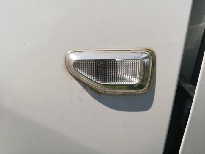 Semnalizare aripa stanga fata Dacia Logan 1.5 DCI K9K OEM 2012-2021