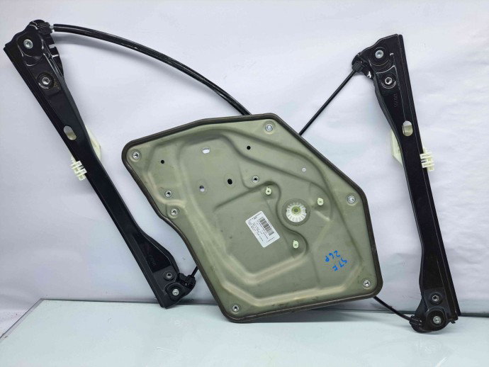 Macara electrica geam stanga fata Skoda Superb II (3T4) [Fabr 2008-2015] 3T0837461A