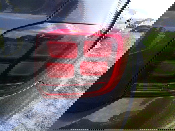 Stop dreapta Dacia Logan 2 0.9 benz H4B OEM 2012-2020