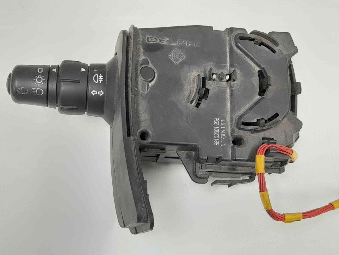Maneta Semnalizare Bloc Lumini Renault Clio 3 88102001