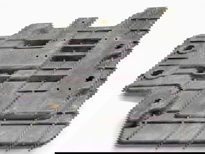 Suport baterie 57 KW / 78 CP Hyundai i20 (PB,PBT) [Fabr 2008-2014] 37151 1J450 1.2 G4LA