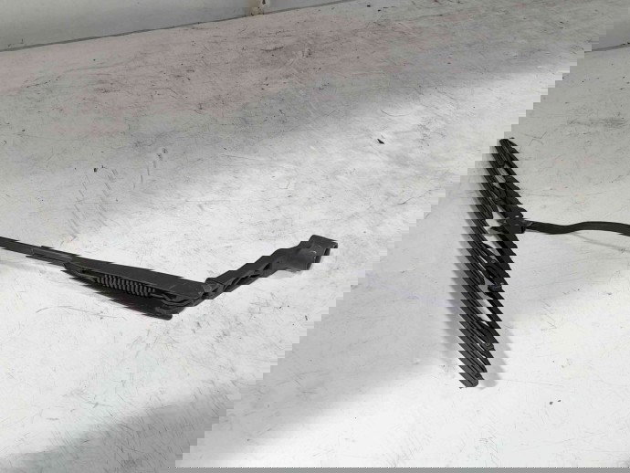 Brat stergator parbriz stanga Hyundai i20 (PB,PBT) [Fabr 2008-2014] OEM