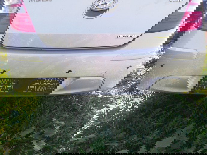 Bara spate cu senzori de parcare Hyundai i30 1.6 R89A OEM 2007-2012