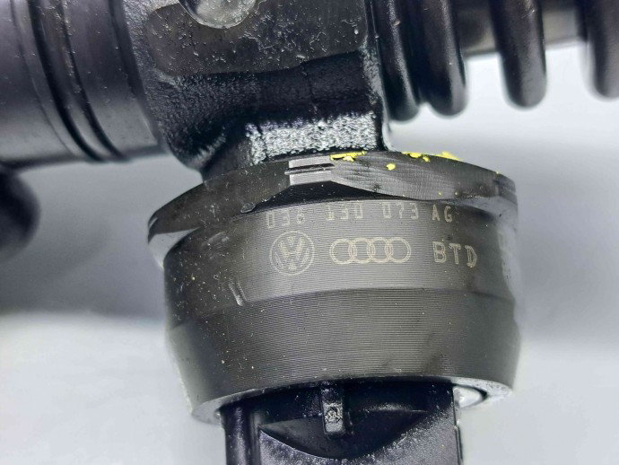 Injector Seat Leon (1P1) [Fabr 2005-2011] 038130073AG | 0414720215 1.9 TDI BXE 77KW / 105CP  