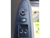 Butoane geamuri electrice stanga fata Hyundai i30 1.6 R89A OEM 2007-2012